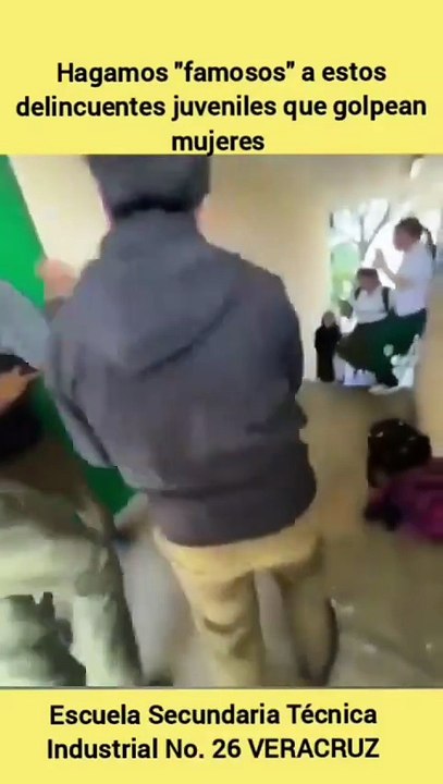 BRUTAL GOLPIZA A ALUMNA EN ESTI 26 DE VERACRUZ- PADRES EXIGEN INTERVENCIÓN INMEDIATA Los Padres