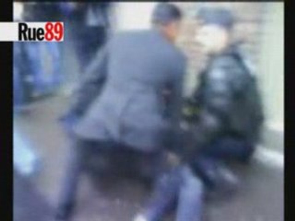 Heurts entre CRS et lycéens