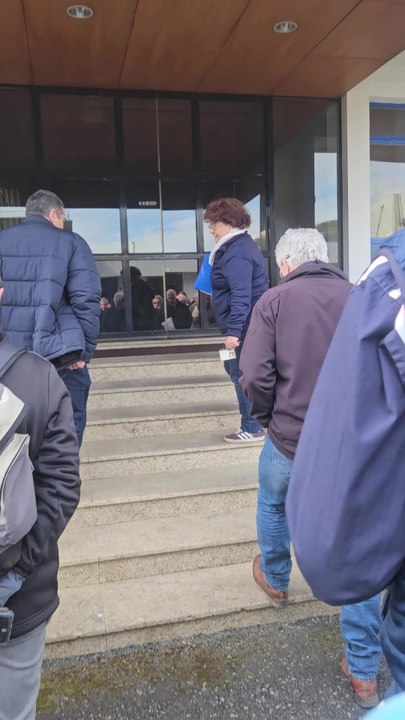 Plus de 200 emplois supprimés sur les 220 aux Papeterise de Condat qui disparaissent avec la reprise par SPB