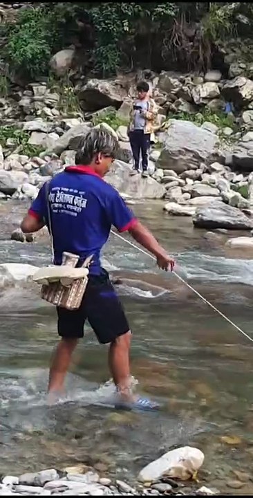 cast net fishing in Nepal |