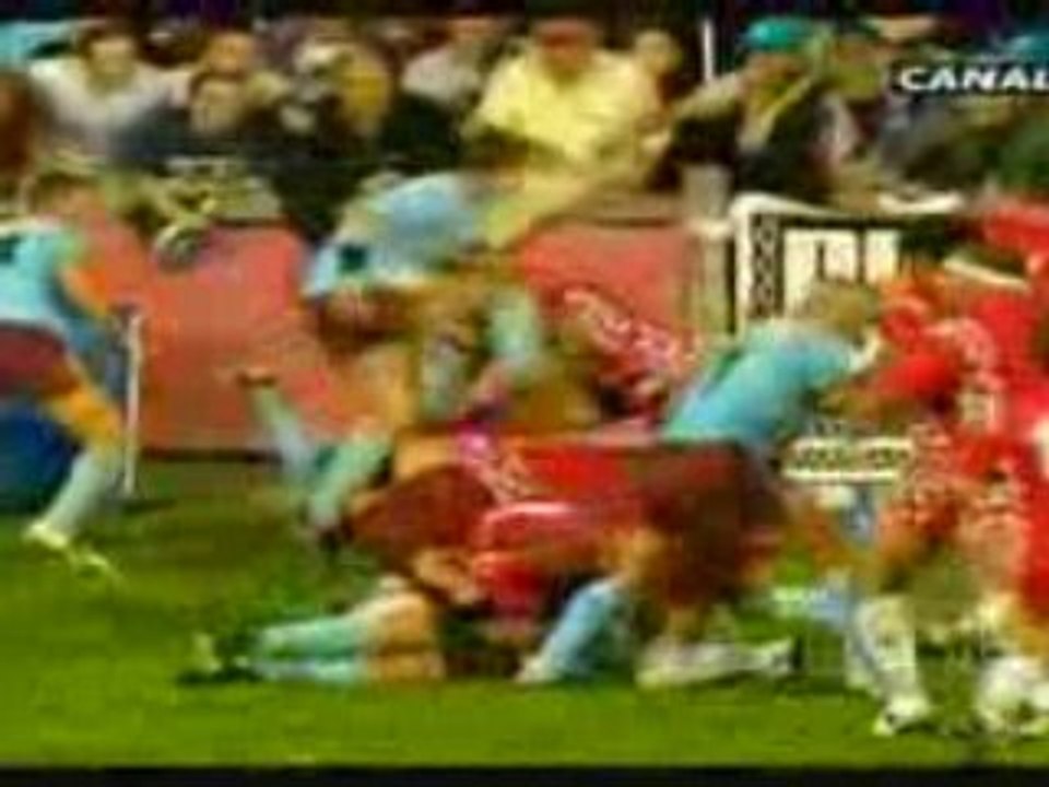 Spectaculaire bagarre lors d'un match de rugby