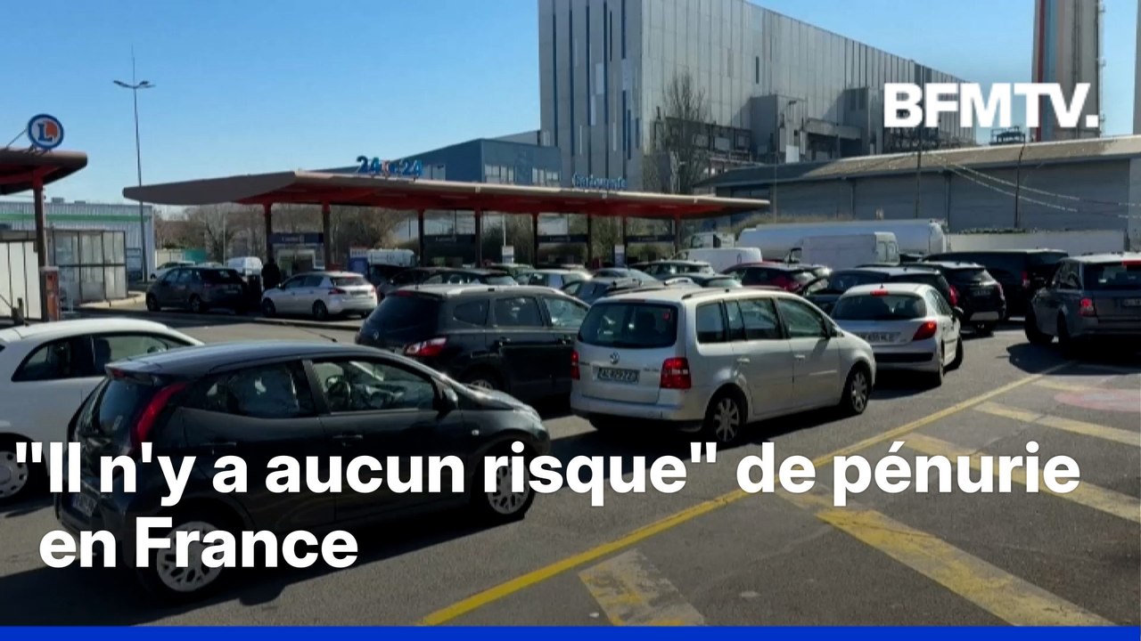 Avec la guerre au Moyen-Orient, des files d'attente sont observées devant quelques stations-services
