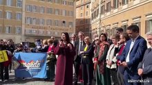 Flash mob "Stand for life", rischiano morte anche minori detenuti Iran