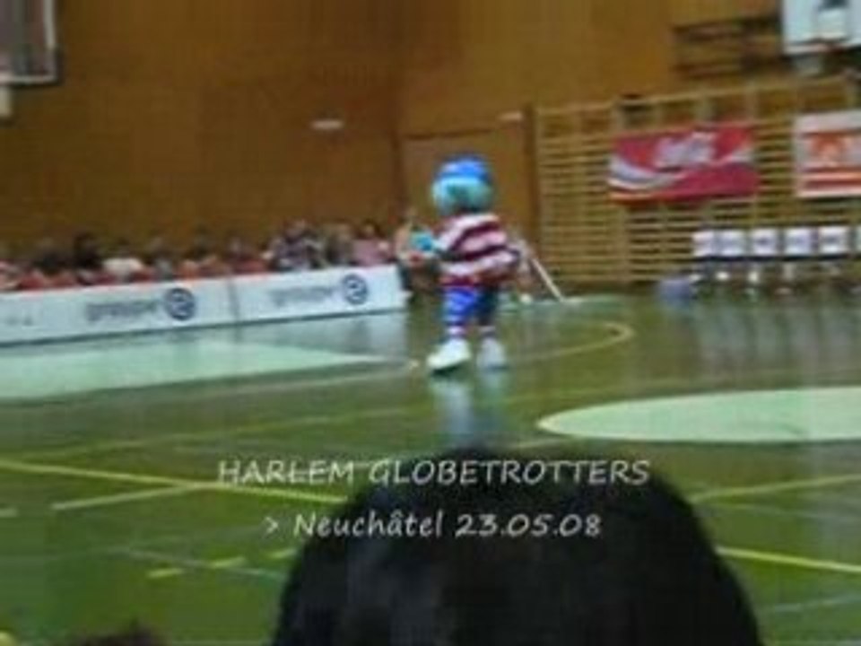 HARLEM GLOBETROTTERS [13]