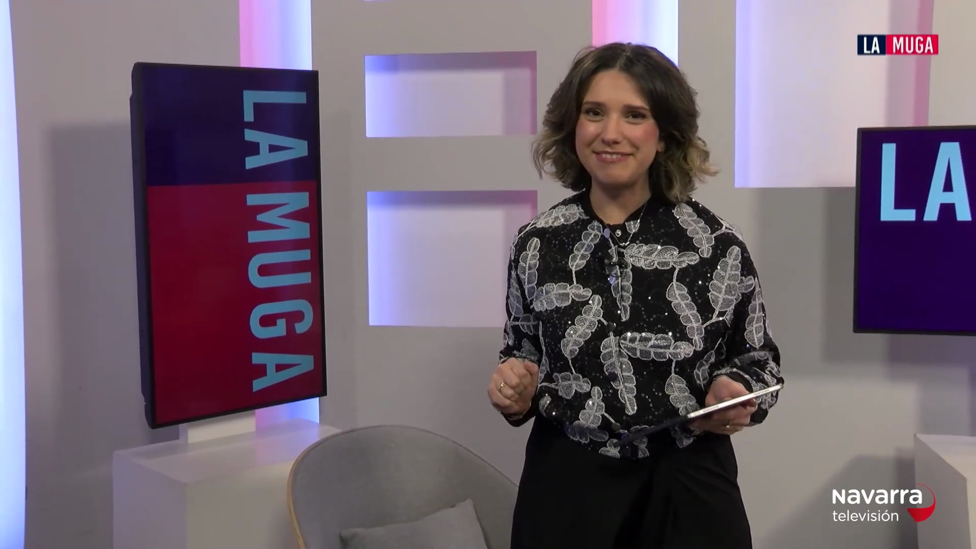 La Muga 05/03/2026 El resurgir de los comercios 'de toda la vida', qué llevar en la mochila para las Javieradas, consejos para tus pies y adoptamos a Max, un teckel de 2 años