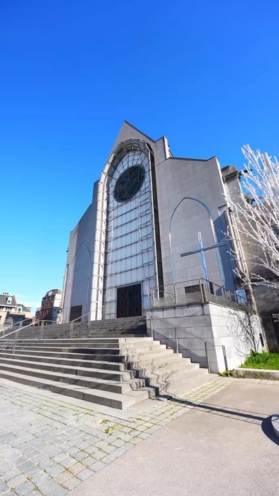 ⛪️Le trésor de la cathédrale est désormais accessible à tous. Il présente des pièces d’art et d’orfèvrerie uniques, du XIXe et XXe siècle.