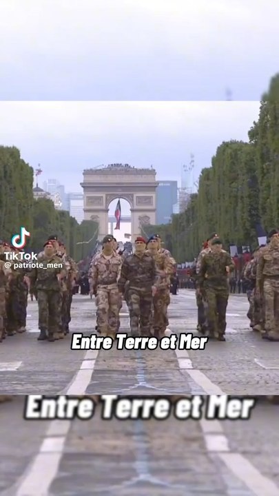 💙🤍❤️⚓️