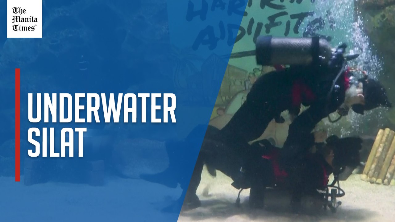 Malaysian aquarium shows underwater martial arts ahead of Eid festivities