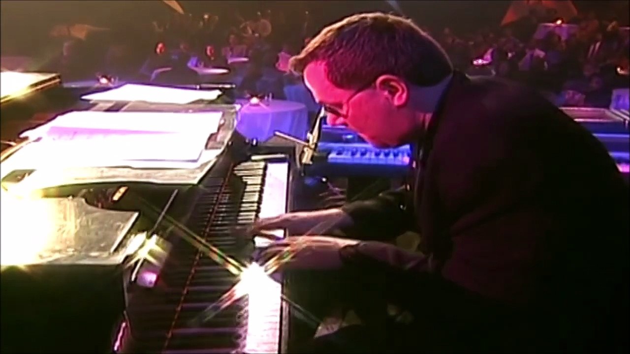 CHAKA KHAN –Live– — “Dark Secret” | Chaka Khan – Chaka Khan Live / 2000