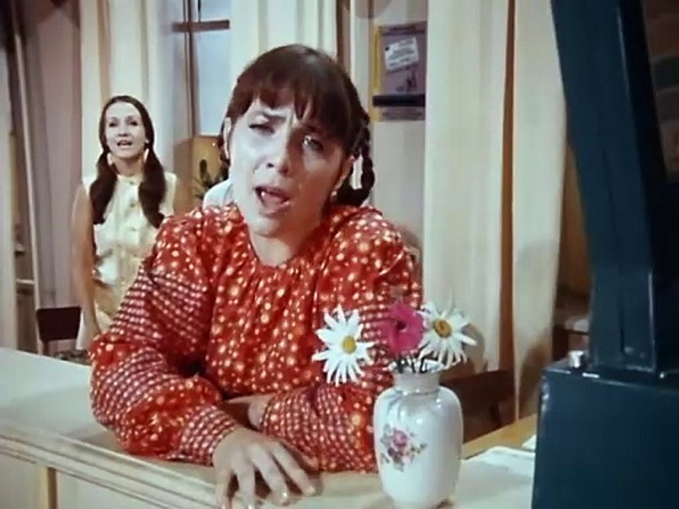 Стоянка поезда две минуты.