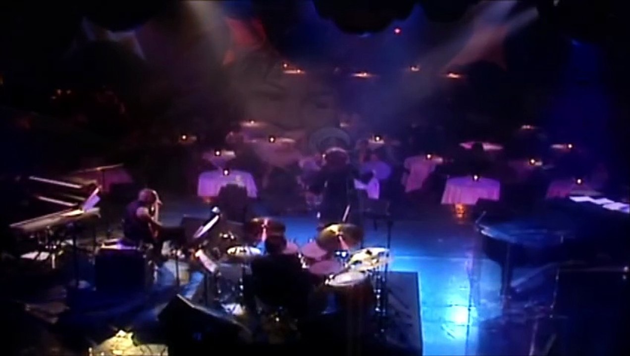 CHAKA KHAN –Live– — “Man From Mars” | Chaka Khan – Chaka Khan Live / 2000