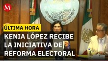 Kenia López Rabadán recibe la Reforma Electoral: "Se turnará a comisiones de inmediato"