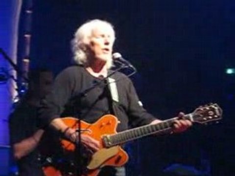 Hugues Aufray - Dieu est a nos cotés (live)