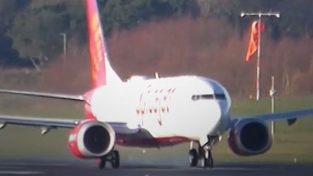 मिडिल ईस्ट संकट का असर: भारत में 180 फ्लाइट्स कैंसिल, Travel Advisory जारी