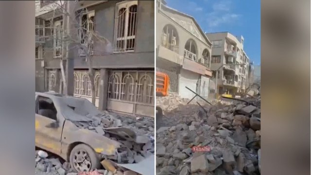 La distruzione per le strade di Teheran: gli abitanti camminano tra le macerie