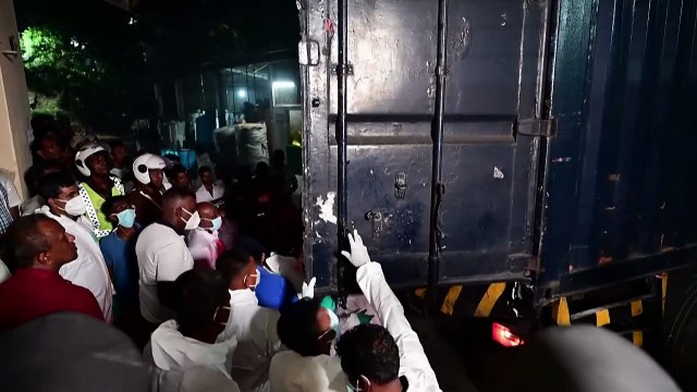 وصول جثامين بحارة إيرانيين إلى مشرحة في سريلانكا بعد غرق سفينة حربية