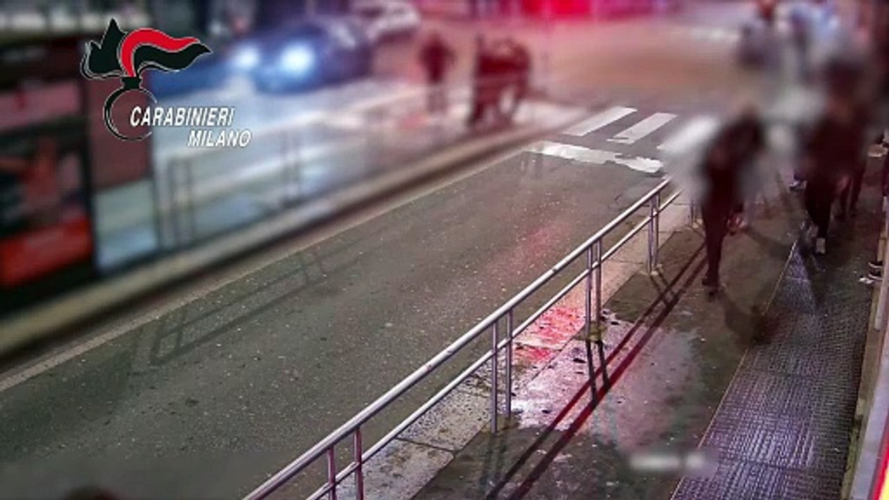 Milano, calci e pugni poi le coltellate: quattro ragazzini arrestati per tentato omicidio