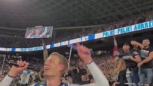 La fiesta de Óskarsson tras la clasificación de la Real a la final de la Copa