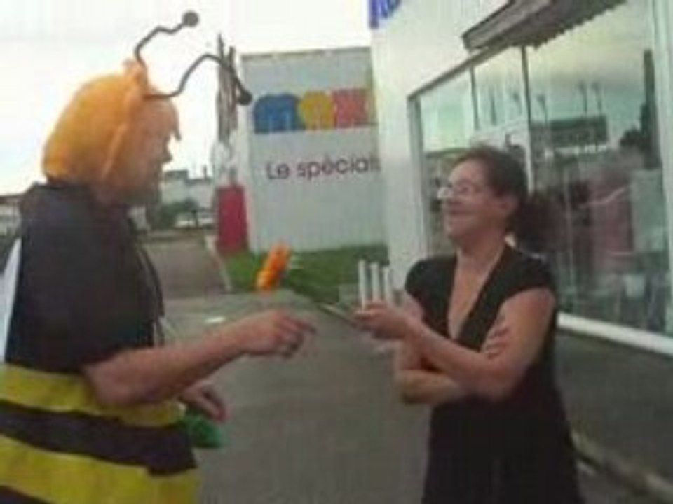 Maya et le grand Monsieur !