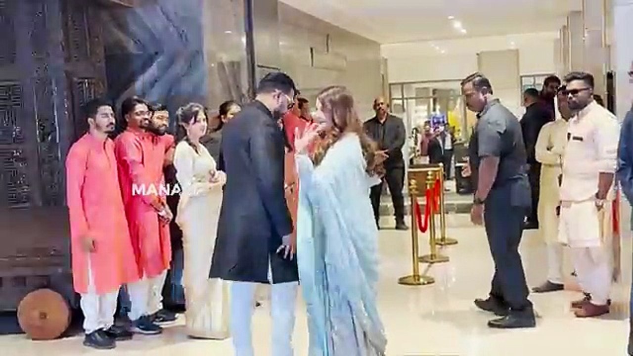 Mukesh Ambani, Nita Ambani, Akash Ambani & Shloka Mehta Visuals @ Arjun Tendulkar Wedding Ceremony