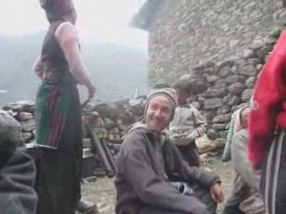 Singing in Langtang 03