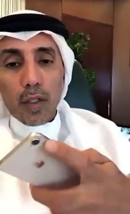 الملياردير الإماراتي محمد خلف الحبتور ينشر فيديو لأنواع هواتفه