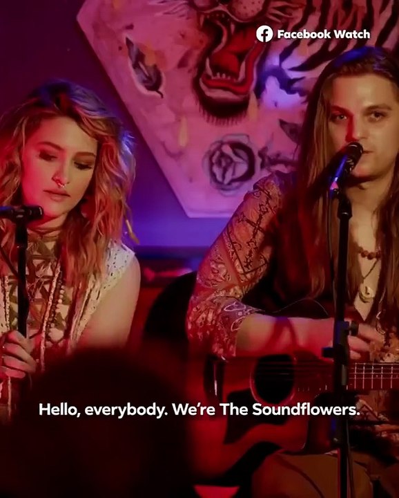 ابنة مايكل جاكسون تكشف عن لقطات نادرة لوالدها