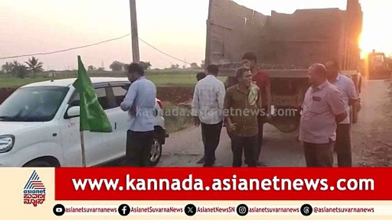 ಕಾರ್ಖಾನೆ ವಾಹನಗಳಿಂದ ರಸ್ತೆ ಹಾಳು: ರಸ್ತೆ ಬಂದ್ ಮಾಡಿ ರೈತ ಆಕ್ರೋಶ | Koppal Farmer Protest | Suvarna News