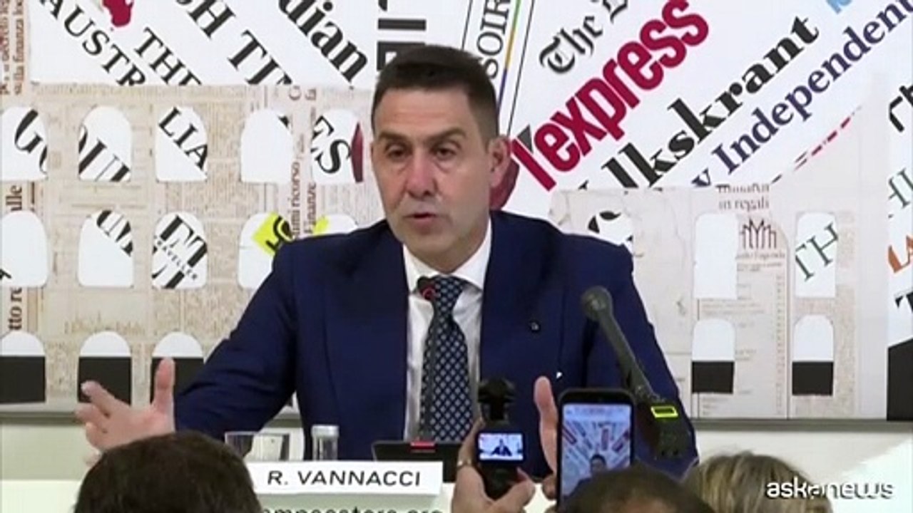 Roberto Vannacci traccia i contorni di Futuro Nazionale