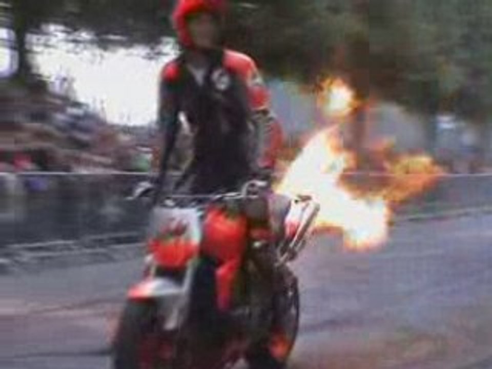 Duke acrobatie 100% stunt