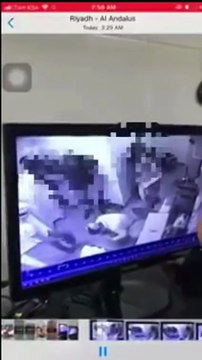 شاهد بالفيديو: سطو مسلح على مطعم وجبات سريعة شهير بالرياض!