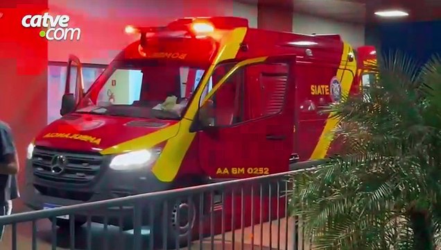 Motociclista sofre fratura exposta ao atingir mulher no bairro Brasília