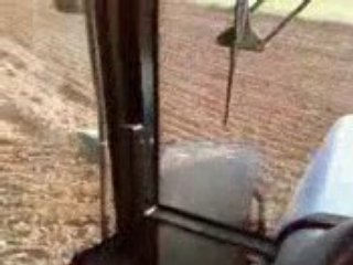 New Holland Tm 120 13'lü Kültivatörle Tarla Sürüyor