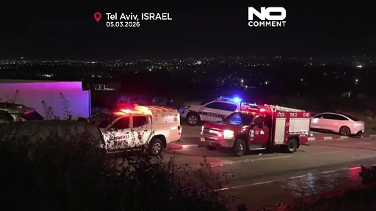 Israele, incendi vicino a Tel Aviv per i resti di un razzo intercettato