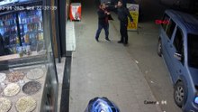 Adana'da yumruklu-tekmeli kavga kamerada