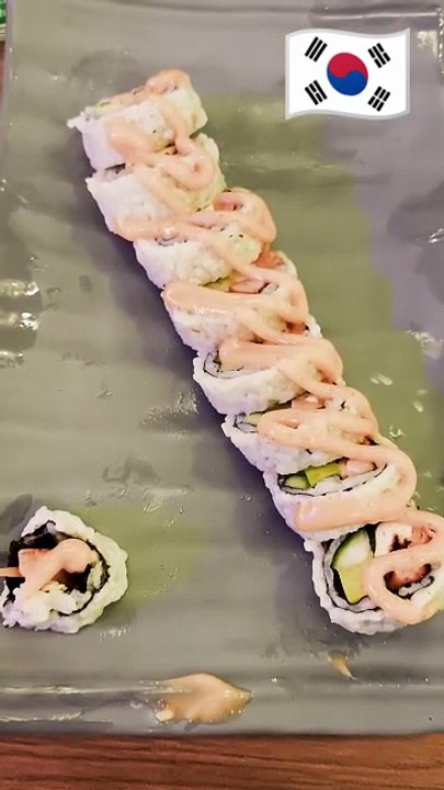 Istanbul'da ,Kore'nin pişmiş Suşisi GIMBAP'I Afiyetle Yedim! 🇰🇷😀🤤