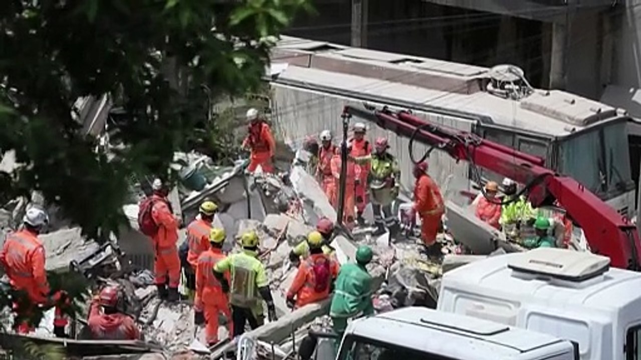 Rettungskräfte suchen Überlebende nach tödlichem Heimeinsturz in Brasilien
