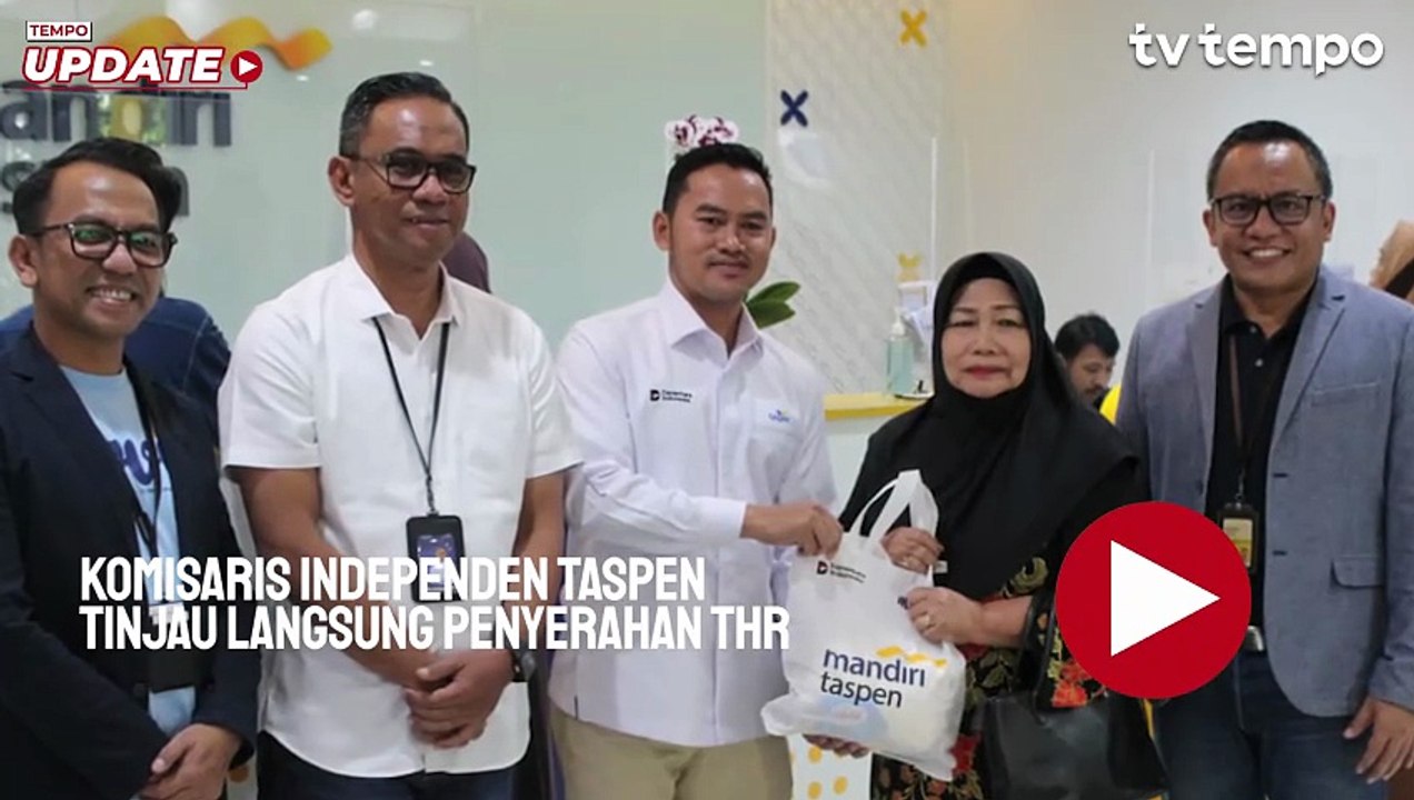 Komisaris Independen TASPEN Tinjau Langsung Penyerahan THR di Makassar