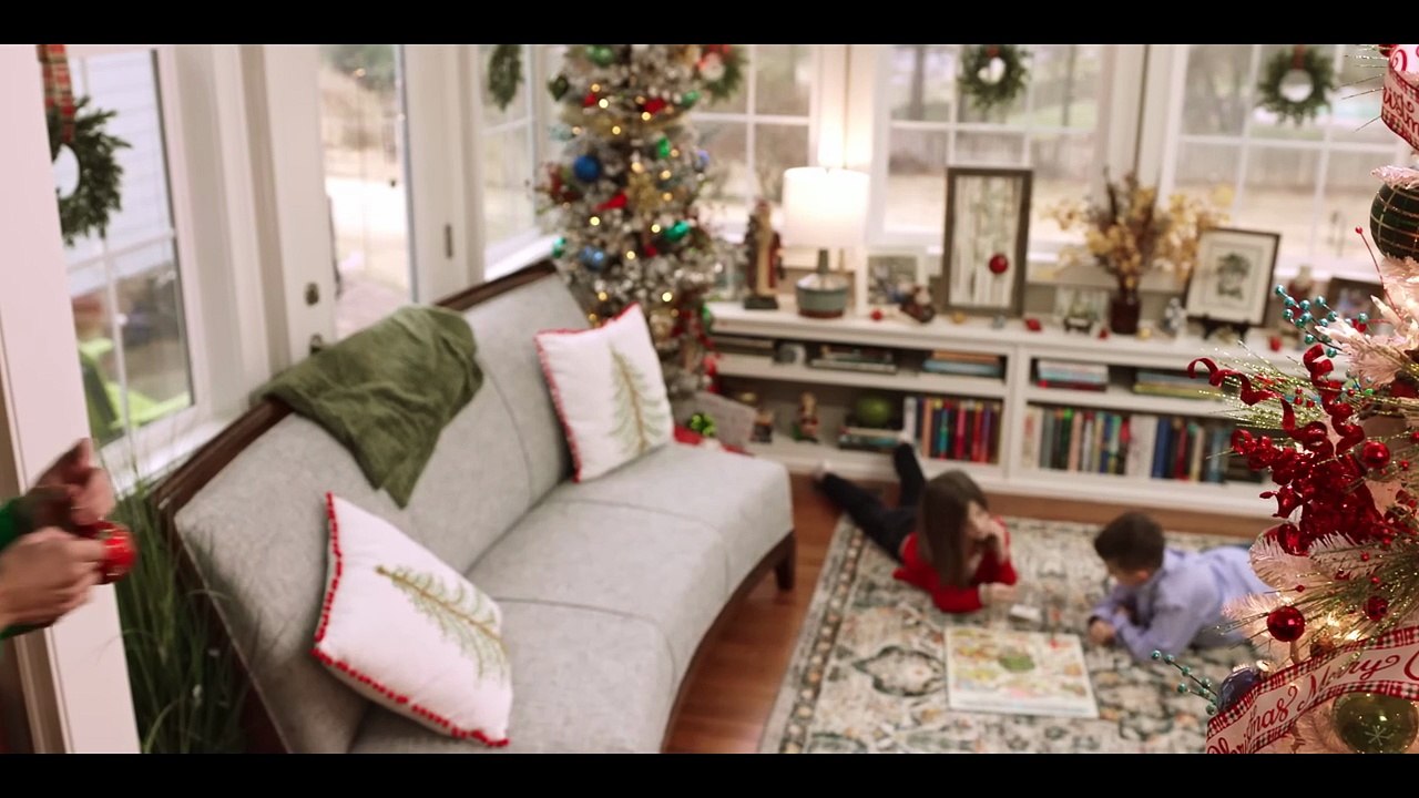 The Ultimate Love Christmas Movie… A Young Woman Finds Love in a Mountain Town   A Holiday Romance