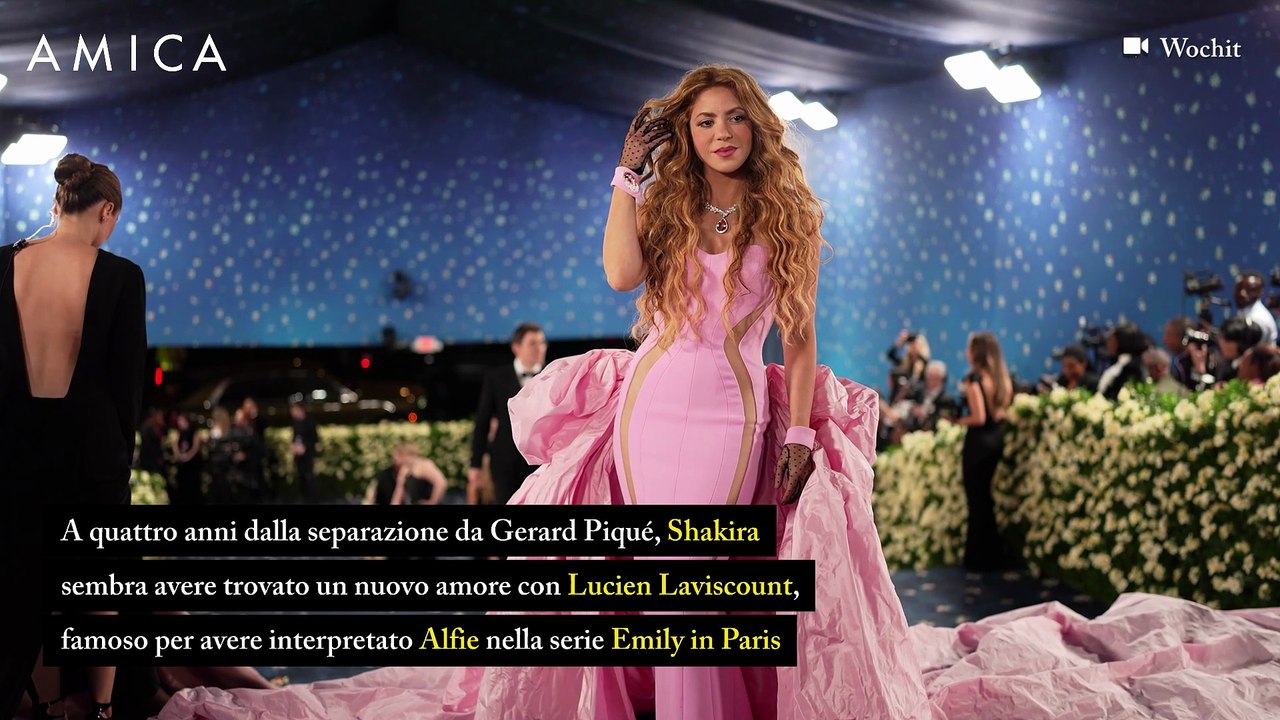 shakira-e-alfie-di-emily-in-paris-fanno-coppia-ecco-cosa-sappiamo