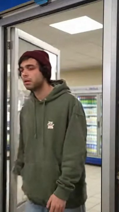 Il voulait juste des chips… pas un contrôle 😂