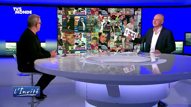 2024 – Johnny Hallyday – « Johnny a voulu me casser la gueule » – Christophe Dechavanne (L’Invité, TV5 Monde, 08 Février)