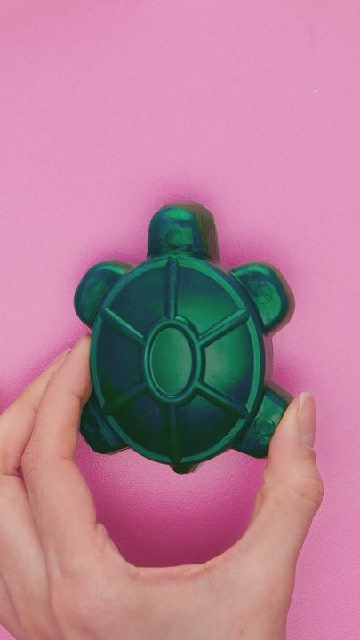 DIY Squishy jelly soap! 🐢🧼 #diy #soapmaking