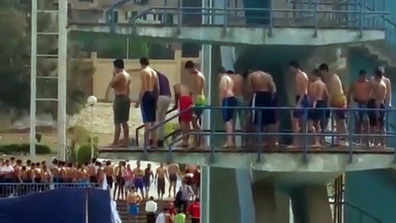 بالفيديو- صديق ضحية حمام السباحة يروي تفاصيل اللحظات الأخيرة قبل وفاته