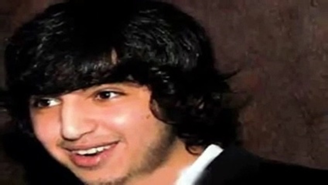 شاهد ابن فضل شاكر .. يحترف الغناء