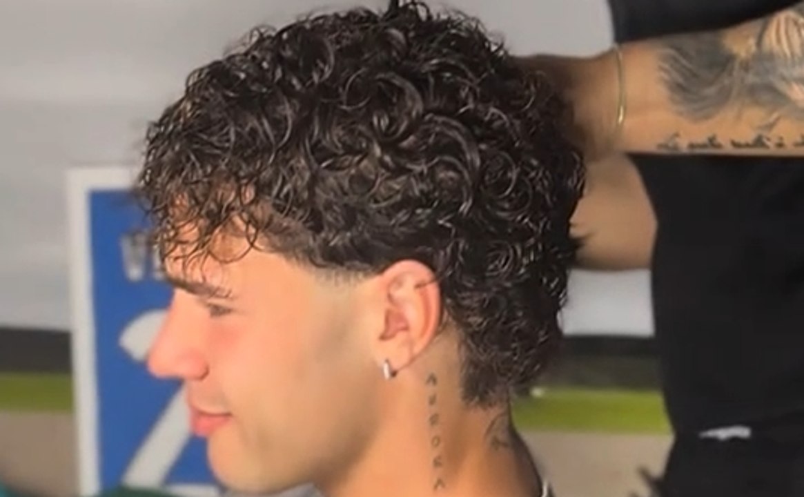 Nuovo taglio, stessa classe: Vergara sorprende con il cambio look