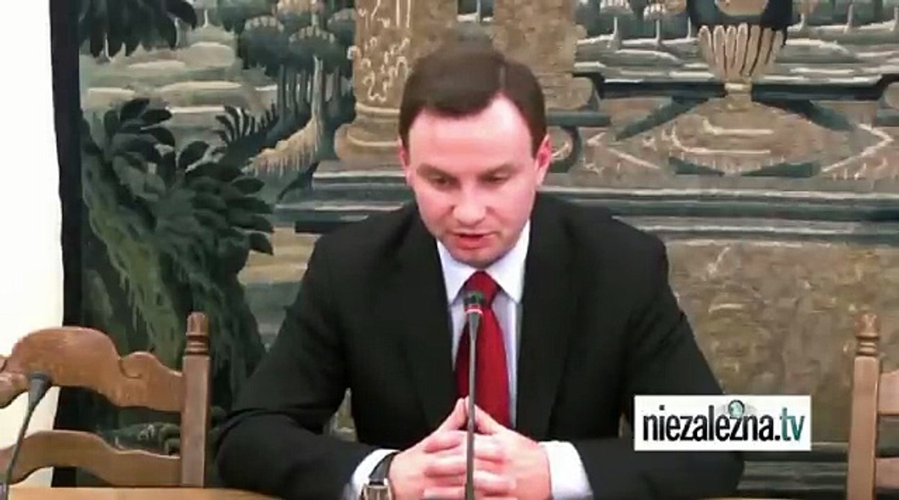 Duda o mordzie na Okęciu oraz fikcyjnych zwłokach prezydenta .