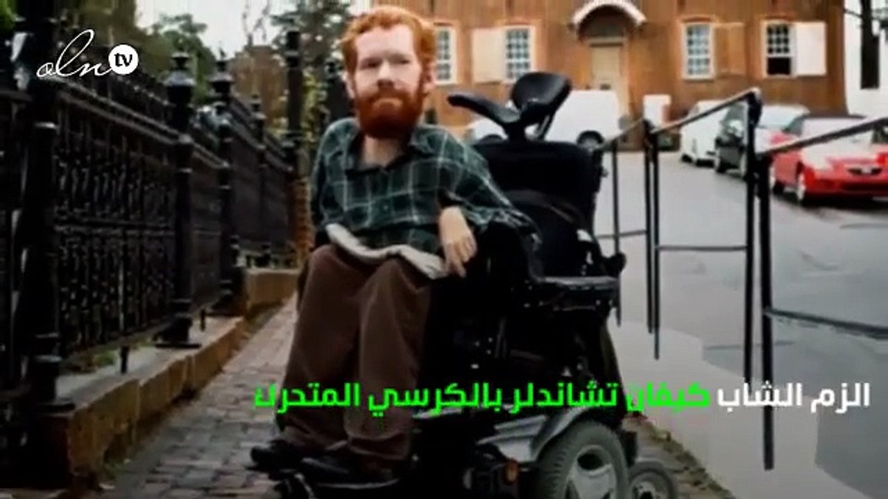 مُقعد يجول أوروبا محمولاً على حقيبة الظهر ... فما هو السبب؟