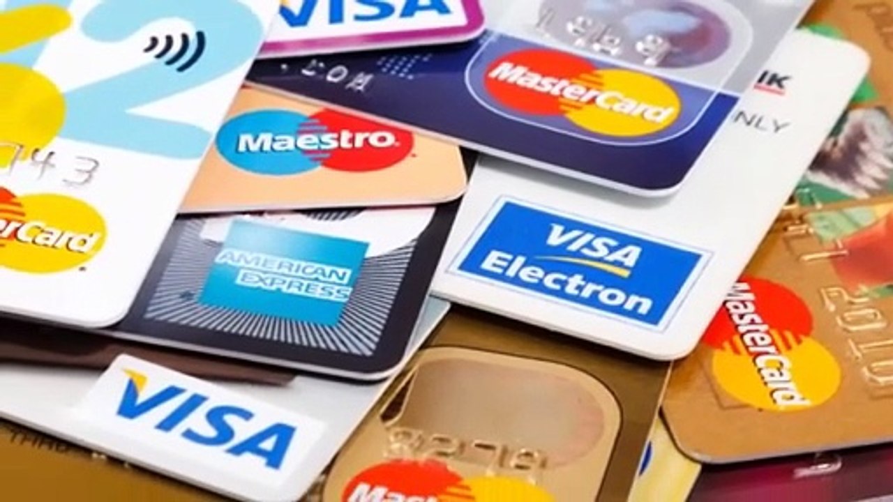 عش تجربة الأثرياء من خلال أشهر بطاقات الائتمان