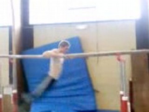 USH GYM - yoann Barres parallèles 3è degré